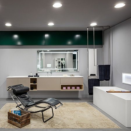 Showroom arredo bagni di MOMA Design