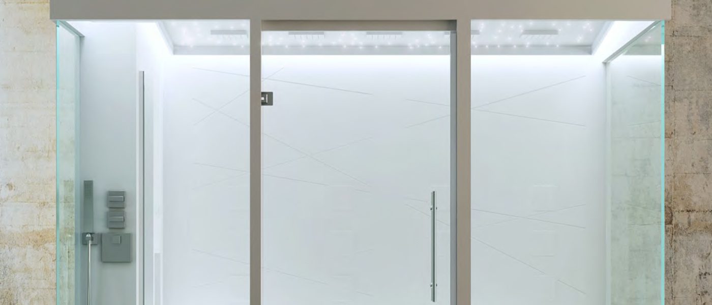 copertina2-king-size1-hammam-grande-con-generatore-di-vapore-6kw dettaglio cielino hammam con led bianco e fibre ottiche al cielino