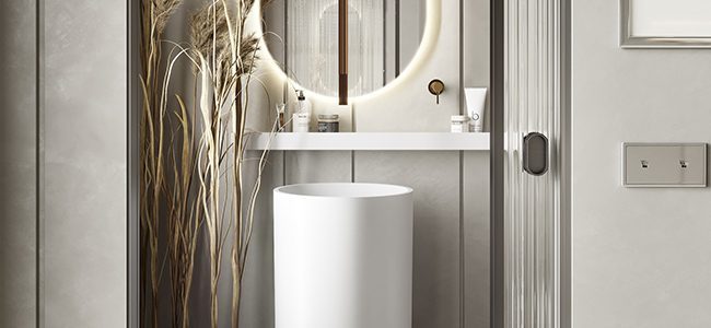 copertina2mobile-circular-tower-lavabo-freestanding-in-white-stonage lavabo tower freestanding MOMA Design modello Circular Tower in Stonage con accessorio a muro barra modello Line in alluminio bianco, rubinetteria a soffitto e specchio LED modello Mirr Forum, close up vista frontale