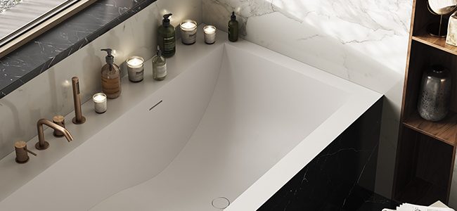 copertina2mobile-jade-inca-vasca-da-incasso-in-white-stonage dettaglio vasca da bagno MOMA Design modello Jade inca con parete in gres